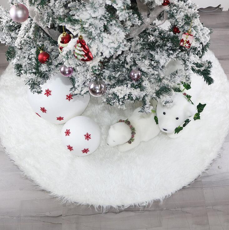 Fluffy Christmas Tree Skirt